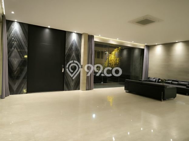 Rumah Luxury Modern Tanpa Renovasi di Permata Buana Jakarta Barat Rumah Luxury Modern Tanpa Renovasi di Permata Buana Jakarta Barat