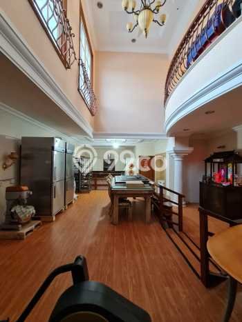 Dijual Rumah Mewah Megah Dengan View Eksklusif di Pantai Mutiara, Jakarta Utara Dijual Rumah Mewah Megah Dengan View Eksklusif di Pantai Mutiara, Jakarta Utara