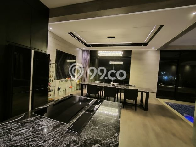 Rumah Luxury Modern Tanpa Renovasi di Permata Buana Jakarta Barat Rumah Luxury Modern Tanpa Renovasi di Permata Buana Jakarta Barat