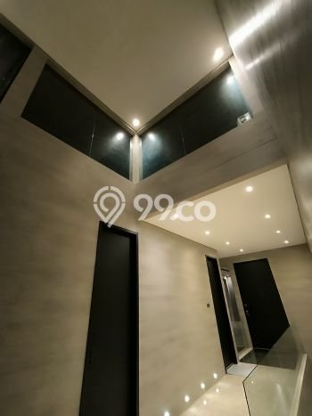 Rumah Luxury Modern Tanpa Renovasi di Permata Buana Jakarta Barat Rumah Luxury Modern Tanpa Renovasi di Permata Buana Jakarta Barat