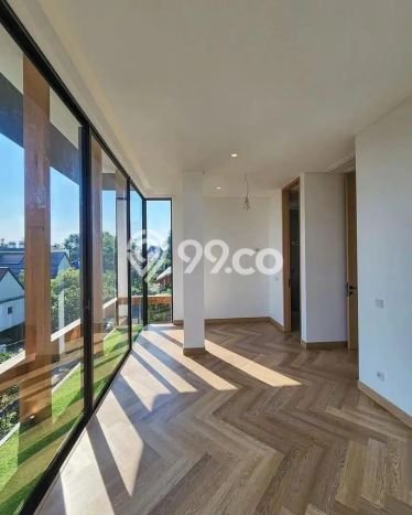For Sale! Premium House LT 200m2 Desain Elegan di Pondok Indah For Sale! Premium House LT 200m2 Desain Elegan di Pondok Indah