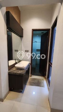 Hunian Eksklusif Dijual LT 428m2 di BSD, Tangerang Selatan Hunian Eksklusif Dijual LT 428m2 di BSD, Tangerang Selatan