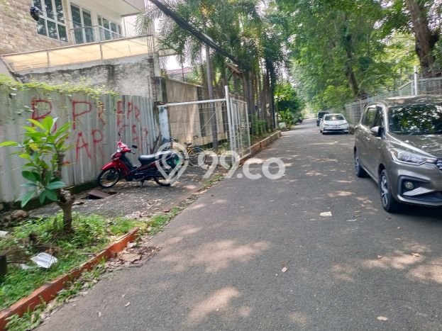 Dijual Tanah di Jakarta Timur, Luas 816m2 SHM Dijual Tanah di Jakarta Timur, Luas 816m2 SHM