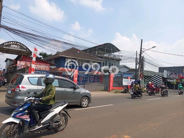 Rumah Mewah LB 742m2 Siap Pakai Desain Elegan di Jatiwaringin, Bekasi Rumah Mewah LB 742m2 Siap Pakai Desain Elegan di Jatiwaringin, Bekasi