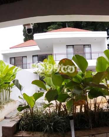 Ready to Use! Premium House LT 300m2 Desain Elegan di Sanur Ready to Use! Premium House LT 300m2 Desain Elegan di Sanur