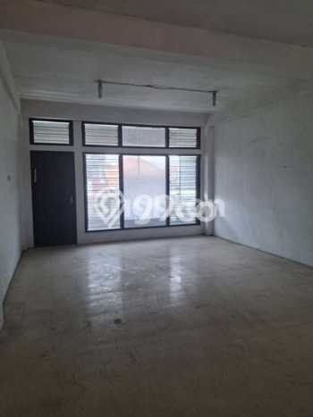 Ruko disewakan lokasi strategis Denpasar Barat Denpasar 68m2 Ruko disewakan lokasi strategis Denpasar Barat Denpasar 68m2