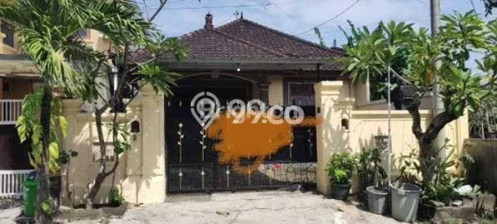Lokasi strategis! Rumah siap pakai disewakan di Denpasar Selatan LB 180m2 Lokasi strategis! Rumah siap pakai disewakan di Denpasar Selatan LB 180m2