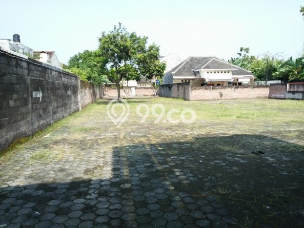 Ruko disewakan lokasi strategis Umbulharjo Yogyakarta 450m2 Ruko disewakan lokasi strategis Umbulharjo Yogyakarta 450m2