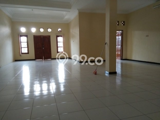 Ruko disewakan lokasi strategis Umbulharjo Yogyakarta 450m2 Ruko disewakan lokasi strategis Umbulharjo Yogyakarta 450m2