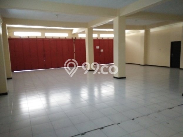 Ruko disewakan lokasi strategis Umbulharjo Yogyakarta 450m2 Ruko disewakan lokasi strategis Umbulharjo Yogyakarta 450m2