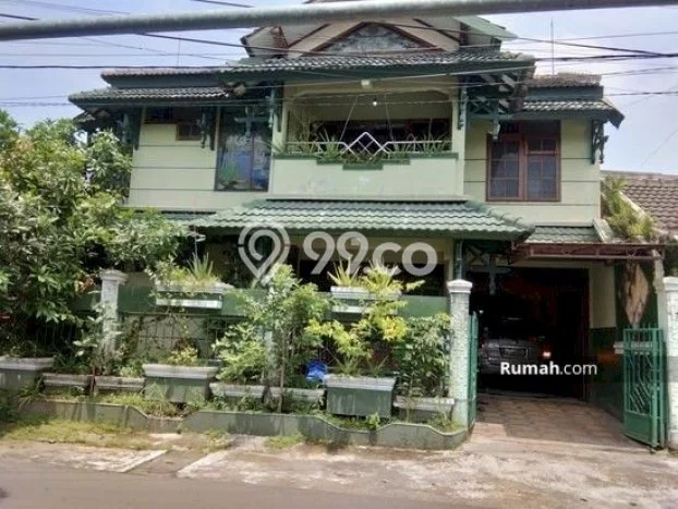 Lokasi strategis! Rumah siap huni dikontrakkan di Umbulharjo LB 400m2 Lokasi strategis! Rumah siap huni dikontrakkan di Umbulharjo LB 400m2