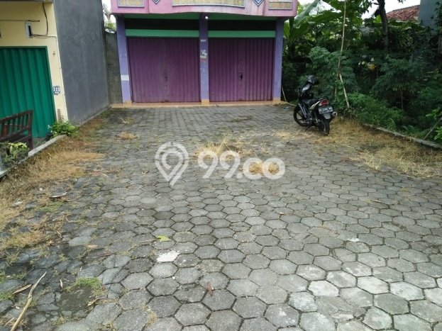 Disewakan Ruko di Kawasan Ramai Bantul Luas 210m2 Disewakan Ruko di Kawasan Ramai Bantul Luas 210m2