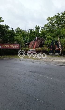 Komersial Dijual di Karangmojo Gunung Kidul dengan Luas Bangunan 2000m2 Komersial Dijual di Karangmojo Gunung Kidul dengan Luas Bangunan 2000m2
