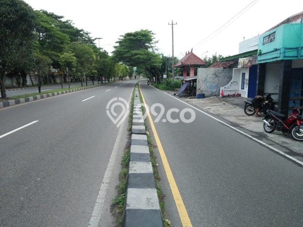 For Sale Rumah 4 Kamar Lokasi Ideal Nyaman dan Strategis di Banguntapan For Sale Rumah 4 Kamar Lokasi Ideal Nyaman dan Strategis di Banguntapan