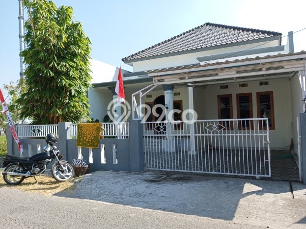Dijual Rumah Premium dengan Fasilitas Sekitar Komplit di Banguntapan, Bantul Dijual Rumah Premium dengan Fasilitas Sekitar Komplit di Banguntapan, Bantul