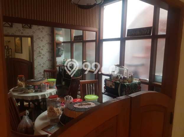 Rumah Elit Modern Siap Huni di Bintaro Tangerang Selatan Rumah Elit Modern Siap Huni di Bintaro Tangerang Selatan