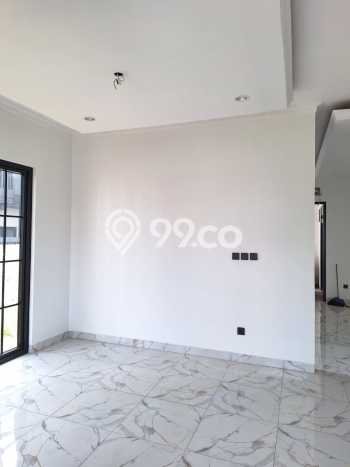 Rumah Mewah Dijual LT 132m2 di BSD, Tangerang Selatan Rumah Mewah Dijual LT 132m2 di BSD, Tangerang Selatan