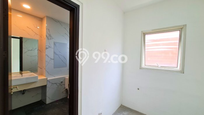 Lokasi Strategis! Dijual Ruko Bisnis di BSD, Tangerang Selatan Kondisi Baik Lokasi Strategis! Dijual Ruko Bisnis di BSD, Tangerang Selatan Kondisi Baik