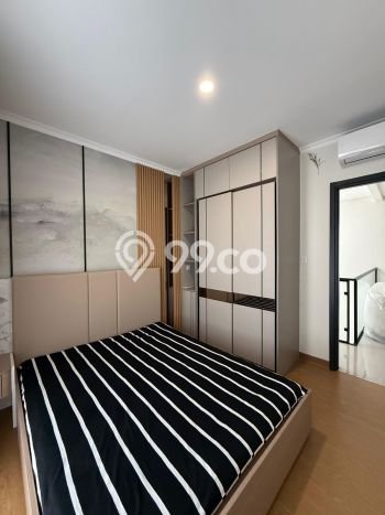 Rumah Elit Modern Tanpa Renovasi di Gading Serpong Tangerang Rumah Elit Modern Tanpa Renovasi di Gading Serpong Tangerang