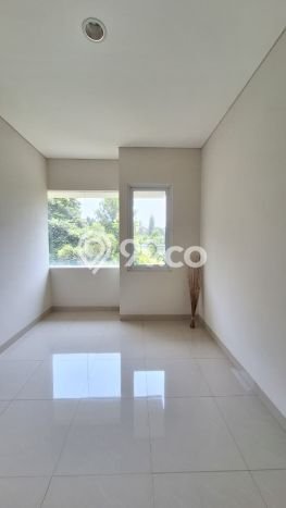 Dijual Rumah Premium dengan Fasilitas Sekitar Lengkap di BSD, Tangerang Selatan Dijual Rumah Premium dengan Fasilitas Sekitar Lengkap di BSD, Tangerang Selatan