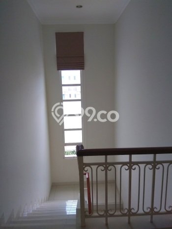 Rumah Luxury Modern Siap Huni di Gading Serpong Tangerang Rumah Luxury Modern Siap Huni di Gading Serpong Tangerang