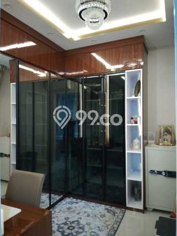 Rumah Minimalis 3 KT di Suvarna Sutera Tangerang Semi Furnished Rumah Minimalis 3 KT di Suvarna Sutera Tangerang Semi Furnished