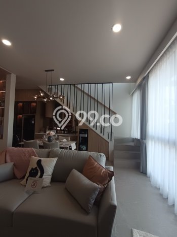 For Sale Rumah 3 Kamar Lokasi Ideal Bagus dan Strategis di BSD For Sale Rumah 3 Kamar Lokasi Ideal Bagus dan Strategis di BSD