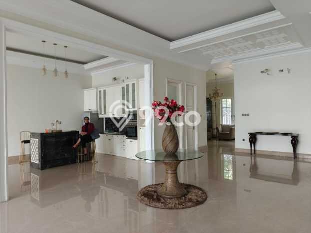 Rumah Elit Modern Siap Huni di Pondok Indah Jakarta Selatan Rumah Elit Modern Siap Huni di Pondok Indah Jakarta Selatan