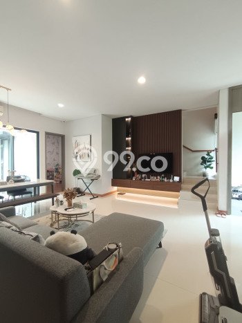 Hot Offer Hunian Mewah Ideal dan Luas di BSD, Tangerang Selatan Hot Offer Hunian Mewah Ideal dan Luas di BSD, Tangerang Selatan