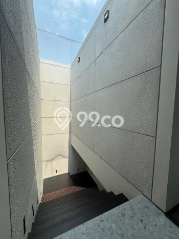 Rumah Elit Modern Tanpa Renovasi di Alam Sutera Tangerang Rumah Elit Modern Tanpa Renovasi di Alam Sutera Tangerang
