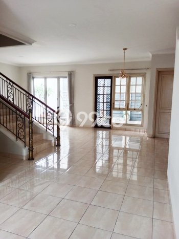 Rumah Strategis kawasan BSD, 3 KM, Area Nyaman, LT 180m² LB 152m² Rumah Strategis kawasan BSD, 3 KM, Area Nyaman, LT 180m² LB 152m²
