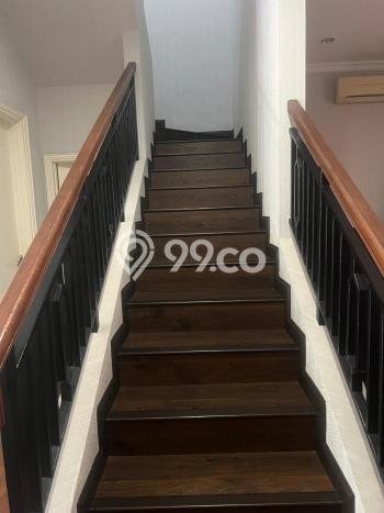 Dijual Rumah Mewah Megah Dengan View Cantik di Gading Serpong, Tangerang Dijual Rumah Mewah Megah Dengan View Cantik di Gading Serpong, Tangerang