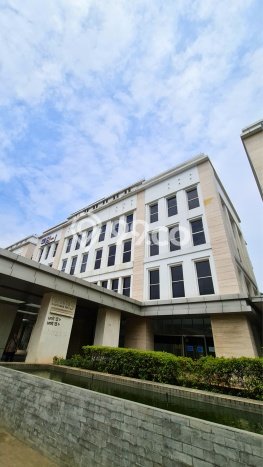 Lokasi Strategis! Dijual Ruko Bisnis di BSD, Tangerang Selatan Kondisi Baik Lokasi Strategis! Dijual Ruko Bisnis di BSD, Tangerang Selatan Kondisi Baik