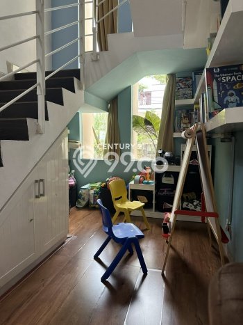 Rumah Elit Modern Tanpa Renovasi di Bintaro Tangerang Selatan Rumah Elit Modern Tanpa Renovasi di Bintaro Tangerang Selatan