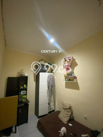 Rumah Luas Asri 4 KT Siap Huni di Bintaro Tangerang Selatan Rumah Luas Asri 4 KT Siap Huni di Bintaro Tangerang Selatan