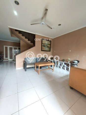 Rumah Strategis Minimalis Lb 160m2 di Pondok Aren, Tangerang Selatan Rumah Strategis Minimalis Lb 160m2 di Pondok Aren, Tangerang Selatan