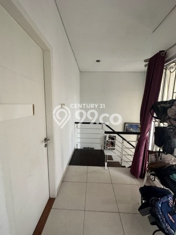 Rumah Elit Modern Tanpa Renovasi di Bintaro Tangerang Selatan Rumah Elit Modern Tanpa Renovasi di Bintaro Tangerang Selatan