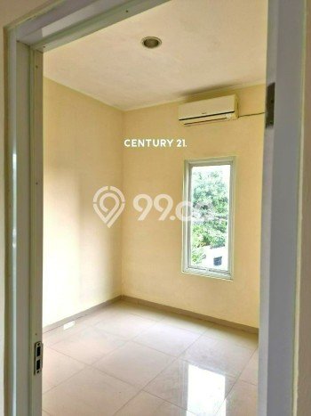 Dijual Rumah Luas Megah Dengan View Cantik di Pangkalan Jati, Depok Dijual Rumah Luas Megah Dengan View Cantik di Pangkalan Jati, Depok