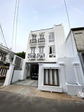 Siap Huni Hunian Elit 5 Kamar di Pasar Minggu Dekat ke Mana Pun Siap Huni Hunian Elit 5 Kamar di Pasar Minggu Dekat ke Mana Pun
