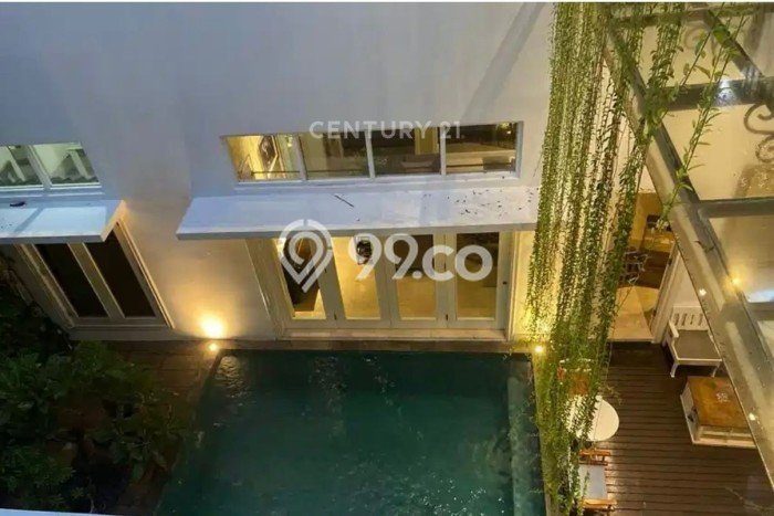 Siap Huni Hunian Elit 4 Kamar di Cilandak Dekat ke Mana Pun Siap Huni Hunian Elit 4 Kamar di Cilandak Dekat ke Mana Pun