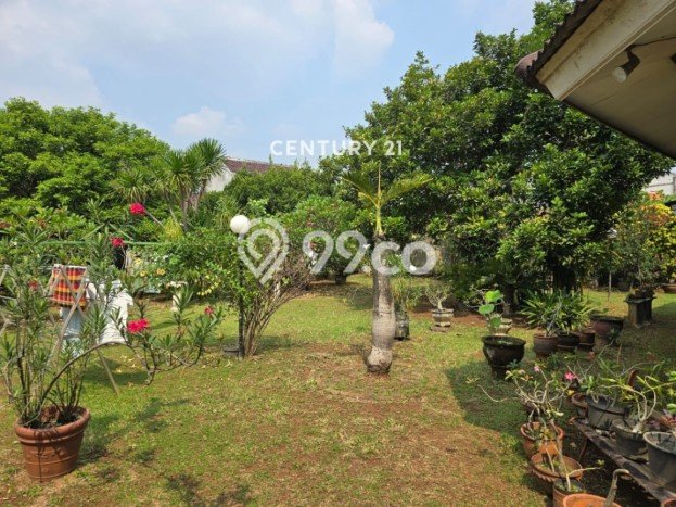 For Sale Rumah Mewah Exclusive di Pondok Aren, Tangerang Selatan For Sale Rumah Mewah Exclusive di Pondok Aren, Tangerang Selatan