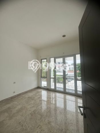 Jual Rumah Mewah Megah Dengan View Cantik di BSD, Tangerang Jual Rumah Mewah Megah Dengan View Cantik di BSD, Tangerang