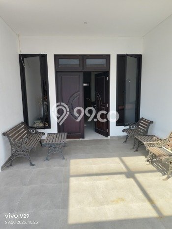 Rumah Elit LB 575m2 Siap Huni Desain Elegan di Dharma Husada, Surabaya Rumah Elit LB 575m2 Siap Huni Desain Elegan di Dharma Husada, Surabaya