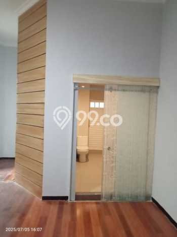 Rumah Mewah Dijual LT 300m2 di Rungkut, Surabaya Rumah Mewah Dijual LT 300m2 di Rungkut, Surabaya