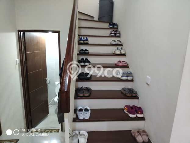 Jual Rumah Strategis Bagus Punya 4 KT di Citraland Surabaya SHM Jual Rumah Strategis Bagus Punya 4 KT di Citraland Surabaya SHM