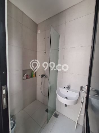 Disewakan! Rumah 2 Kamar Tidur &
1 Kamar Mandi di Citraland, Surabaya Disewakan! Rumah 2 Kamar Tidur &
1 Kamar Mandi di Citraland, Surabaya