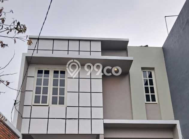 Jual Rumah Minimalis Bagus Punya 3 KT di Tenggilis Mejoyo Surabaya SHM Jual Rumah Minimalis Bagus Punya 3 KT di Tenggilis Mejoyo Surabaya SHM