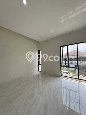 Dijual Cepat Rumah Bagus Siap Huni LB 118m2 di Sukolilo, Surabaya Dijual Cepat Rumah Bagus Siap Huni LB 118m2 di Sukolilo, Surabaya