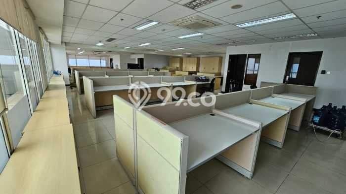 Kantor Bagus Dijual LB 1100m2 Lokasi Strategis Jakarta Barat Area Cocok untuk Berbisnis Kantor Bagus Dijual LB 1100m2 Lokasi Strategis Jakarta Barat Area Cocok untuk Berbisnis