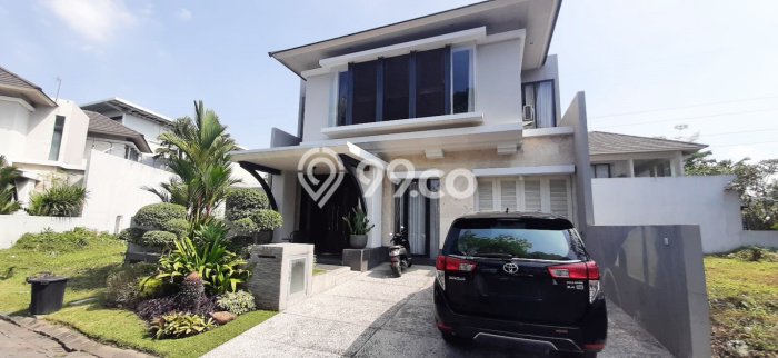 Rumah Mewah Siap Huni LT 200m2 di Wiyung, Surabaya Rumah Mewah Siap Huni LT 200m2 di Wiyung, Surabaya